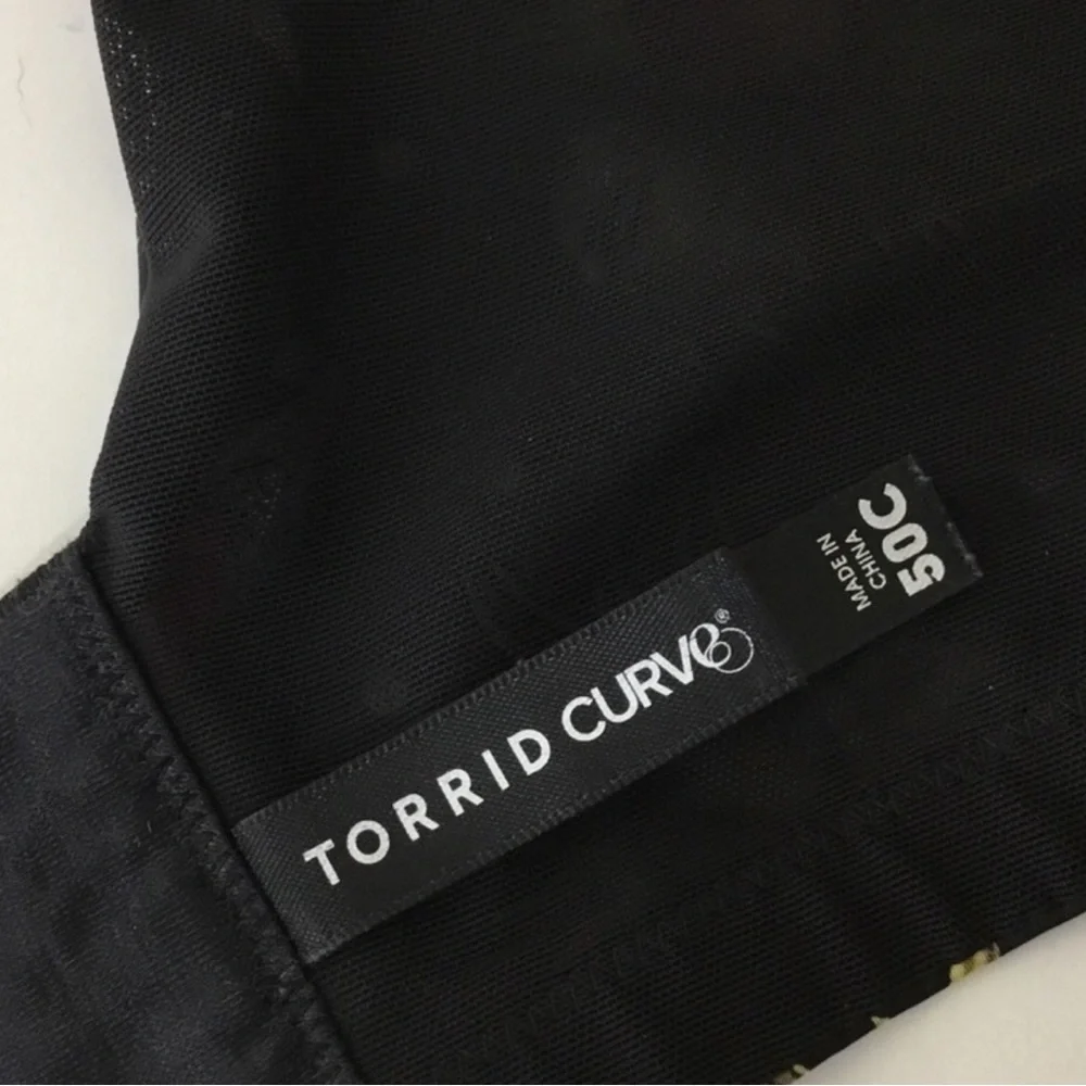 Torrid Curve Plunge Bra 50C Back Smoothing Padded Underwire Celestial EUC